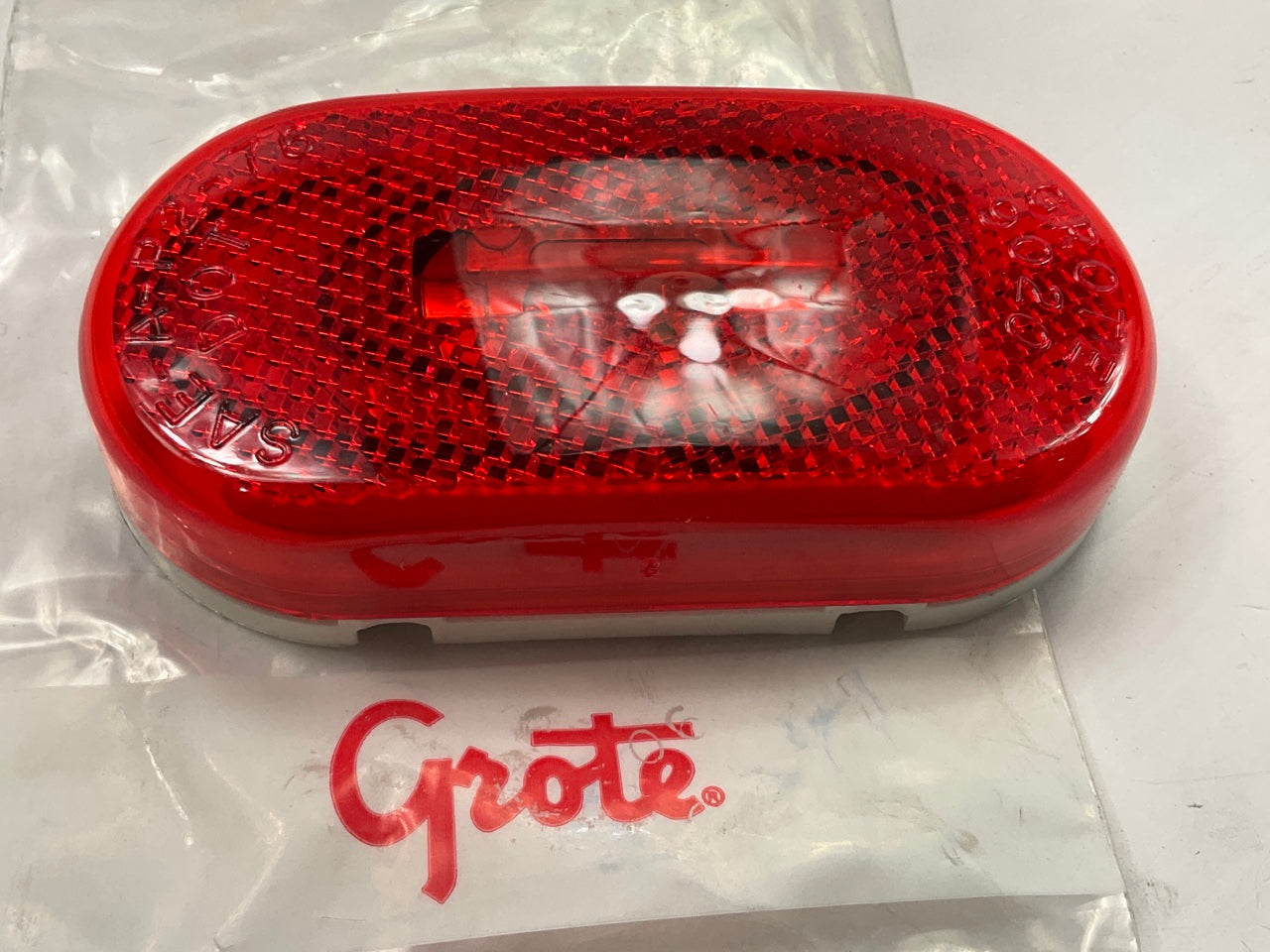 Grote 45932 RED Two-Bulb Oval Pigtail-Type Clearance Marker Light Lamp