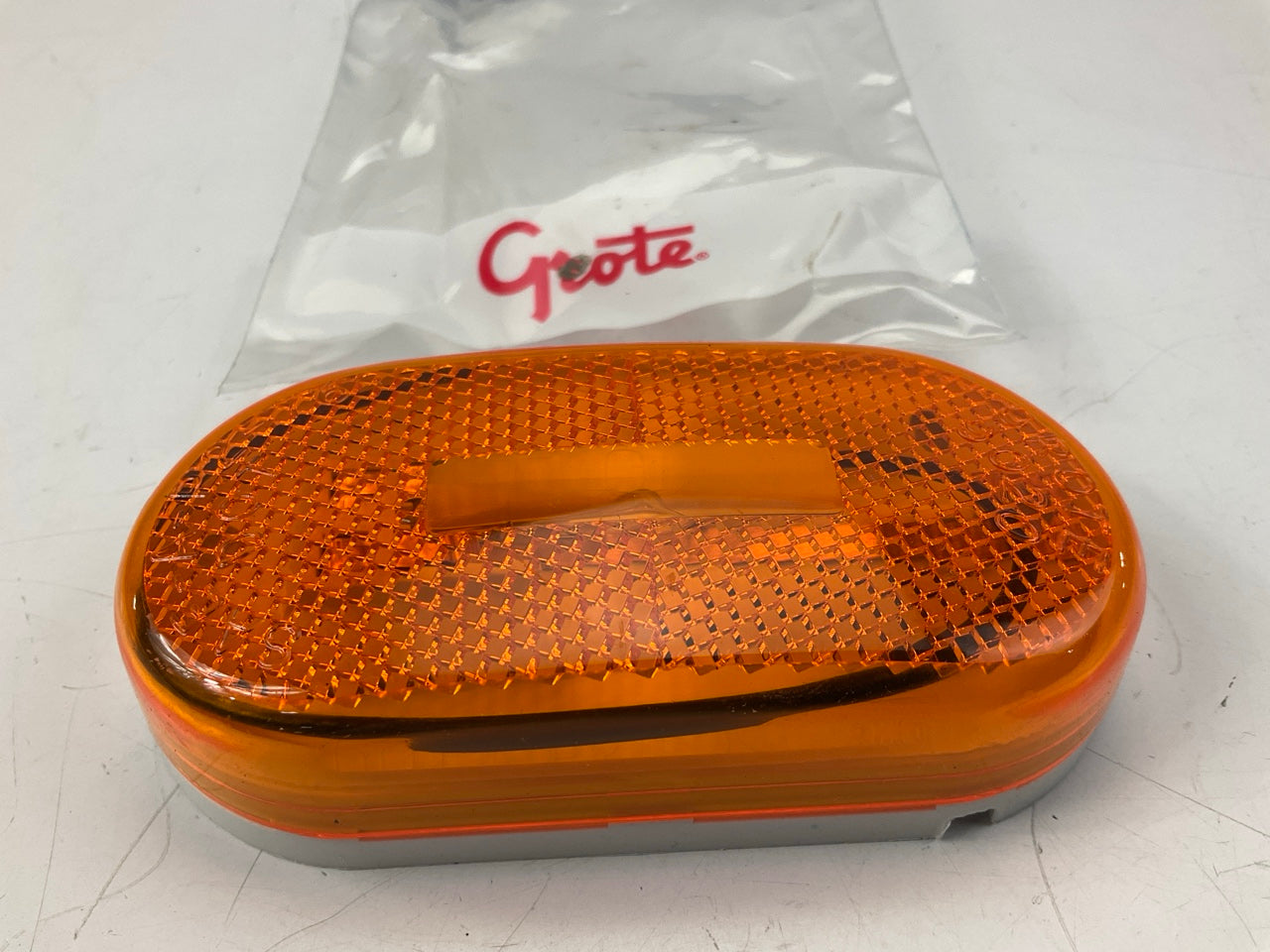 Grote 46713 Single-Bulb Oval Clearance Marker Light, Amber, With Reflector