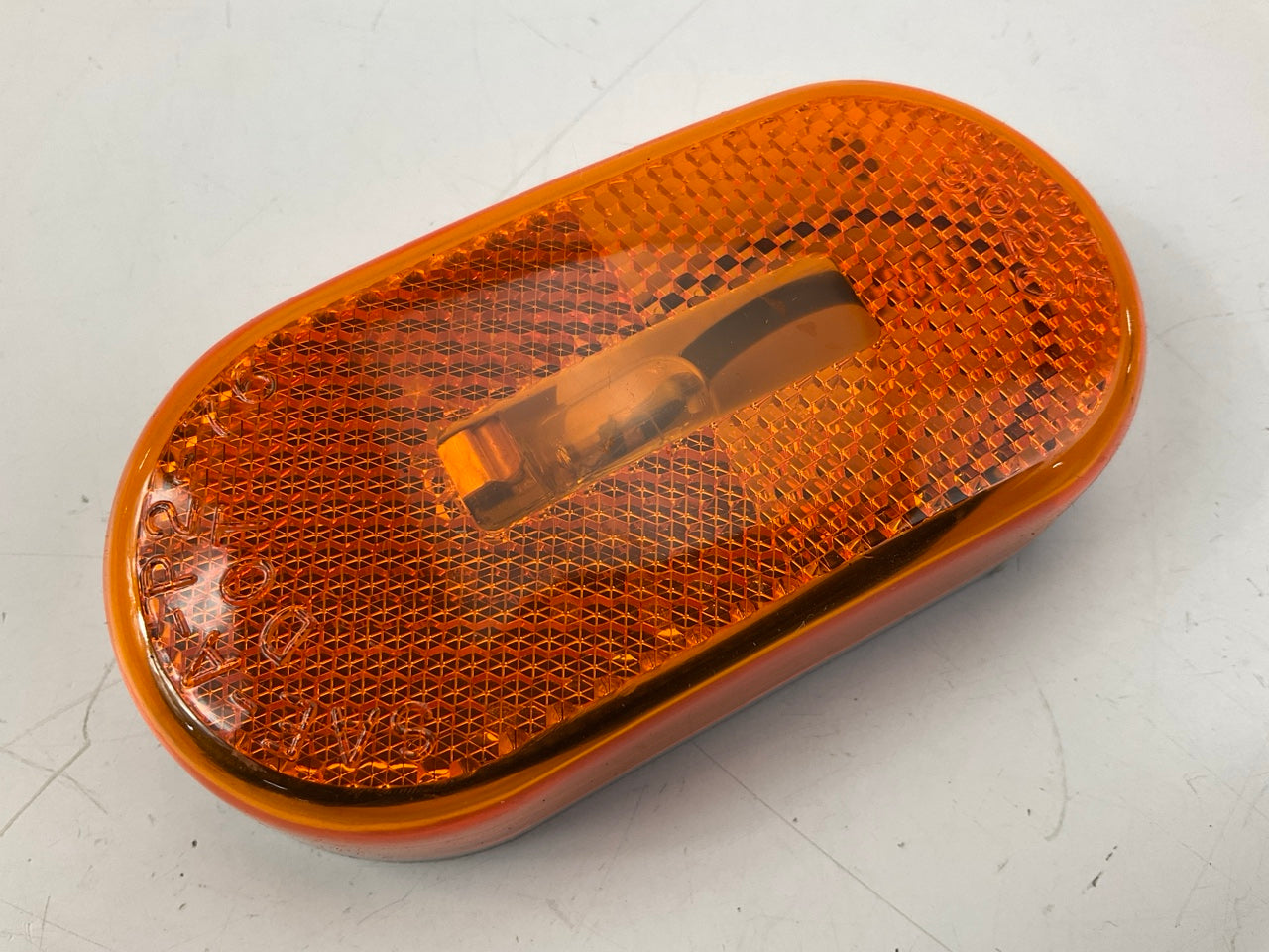 Grote 46713 Single-Bulb Oval Clearance Marker Light, Amber, With Reflector