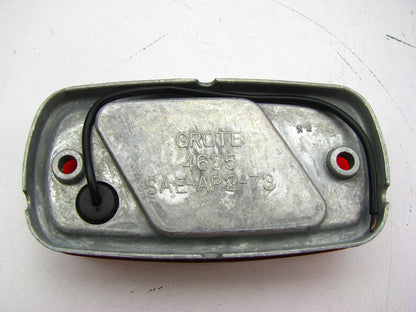 Grote 46782 Side Marker Light Universal Two-Bulb Square-Corner Clearance Marker