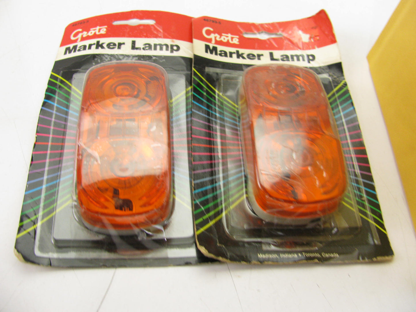 (2) Grote 46793-5 Yellow Two-Bulb Square-Corner Clearance Marker Lights