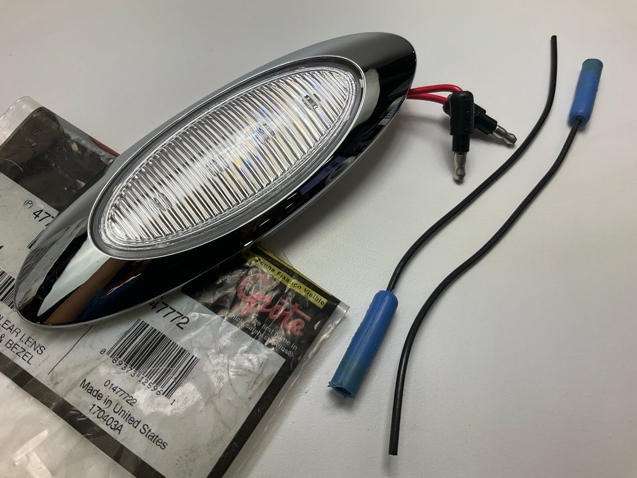 Grote 47772 M1 Series LED Clearance Marker Light Lamp, Red