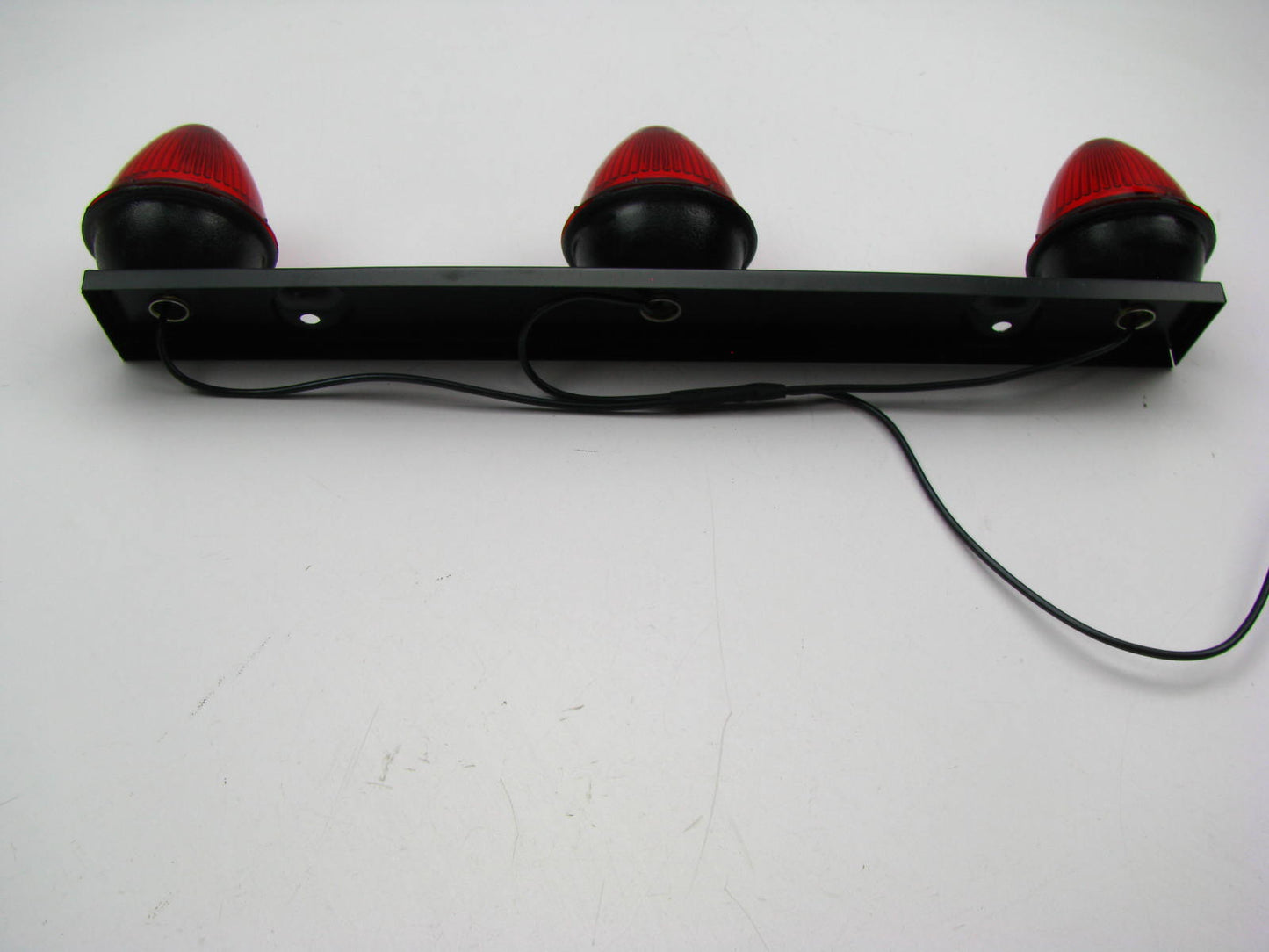 Grote 49002 Beehive Type Bar Lamp Light, Red 12 V - 1.77 AMP