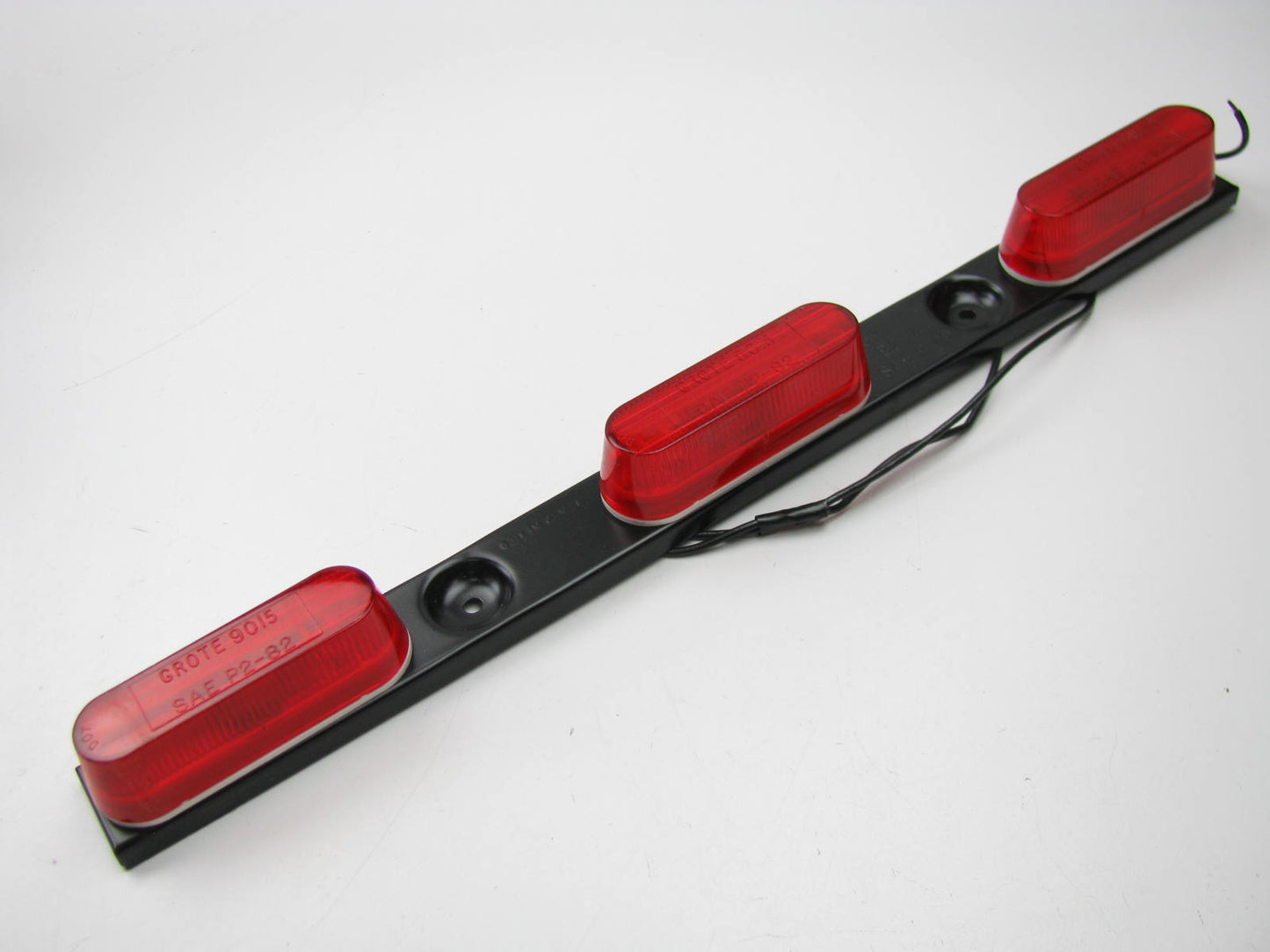 Grote 49062 Trailer Side Marker Light Thin Line Bar Lamp Light Red