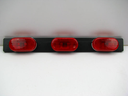 Grote 49072 Low-Profile Bar Light Lamp Trailer Marker Oval Red 3-Light