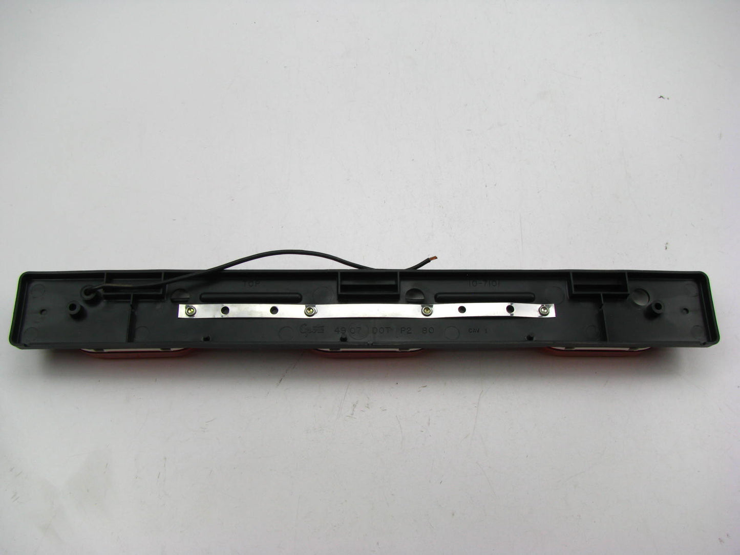 Grote 49072 Low-Profile Bar Light Lamp Trailer Marker Oval Red 3-Light