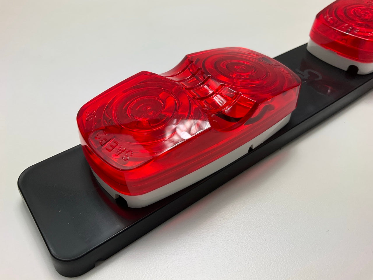 Grote 49082 Low-Profile Red Marker Lamp Light Bar, Square Corner Style