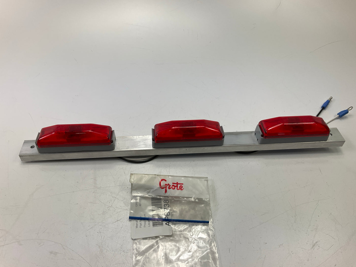 Grote 49132 Thin-Line Aluminum Red Clearance Marker Light Lamp Bar