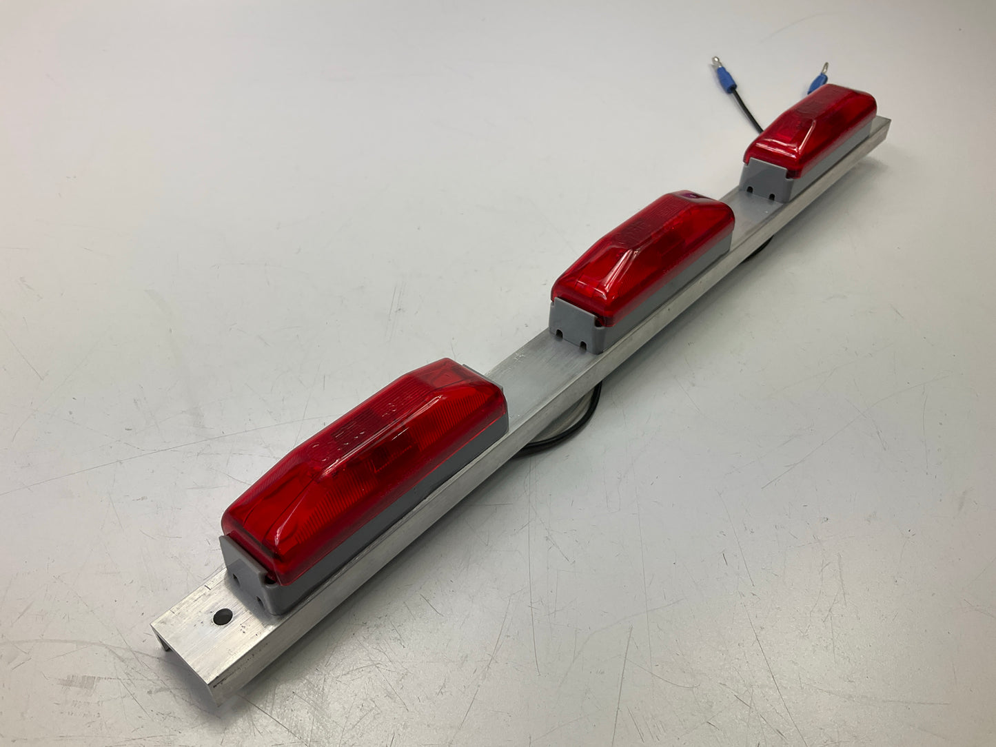 Grote 49132 Thin-Line Aluminum Red Clearance Marker Light Lamp Bar