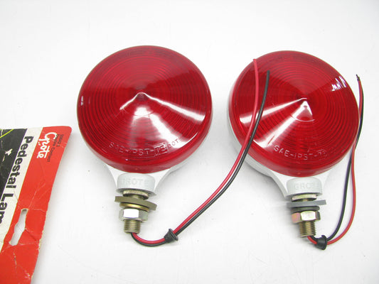 (2) Grote 50642-5 Round Duramold Single Face Double Contact Pedestal Lamp Lights