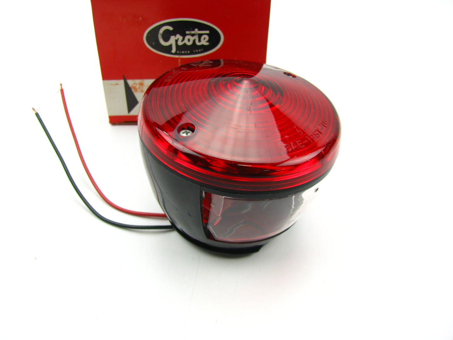 Grote 50872 4'' Universal Round Stop / Tail / Turn Light Lamp - RED