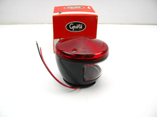 Grote 50882 4'' 2-Stud Mount Stop / Tail / Light Lamp