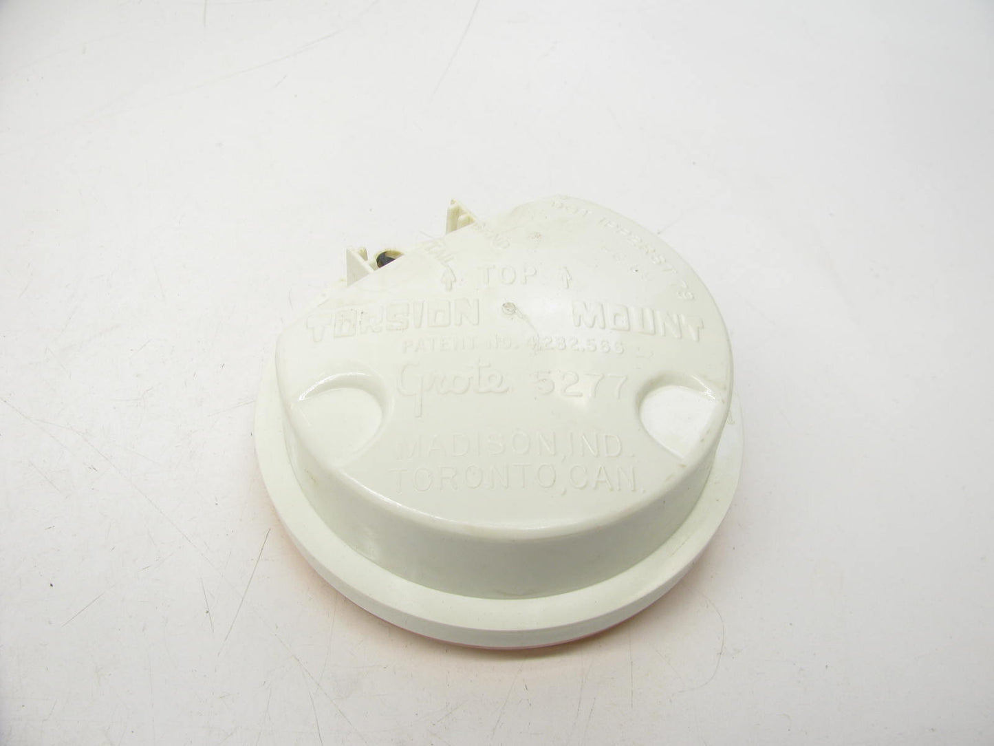 Grote 52773-X Amber Torsion Mount II 4'' Stop Tail Turn Light Lamp, Female Pins