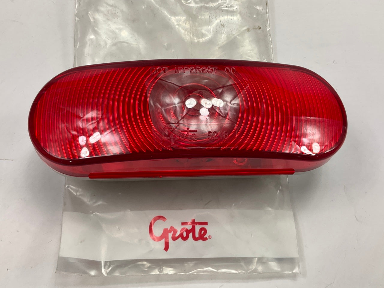 Grote 52892 Torsion Mount III Red Oval Stop Tail Turn Light Lamp