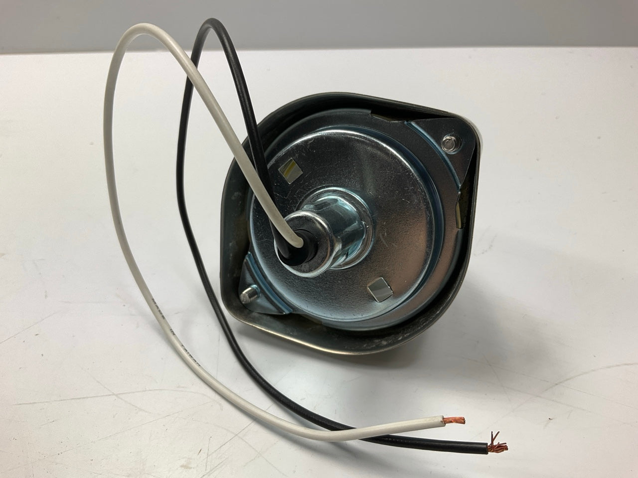 (2) Grote 60361 Clear Incandescent Courtesy Step Light Lamps RV Bus Semi Truck