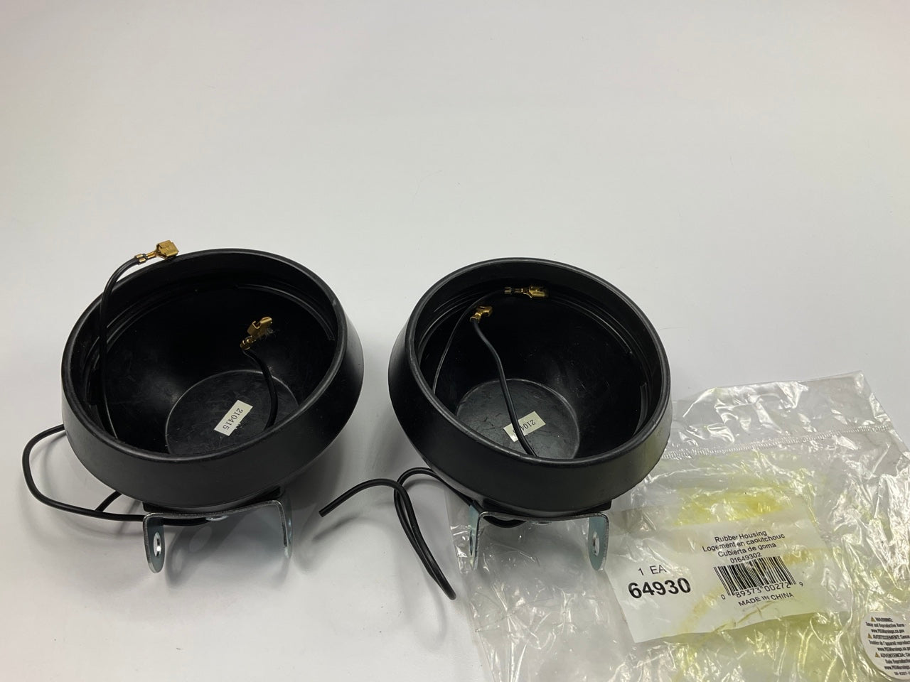 (2) Grote 64930 PAR36 5-7/8'' Utility Lights Rubber Tractor (Housing ONLY)