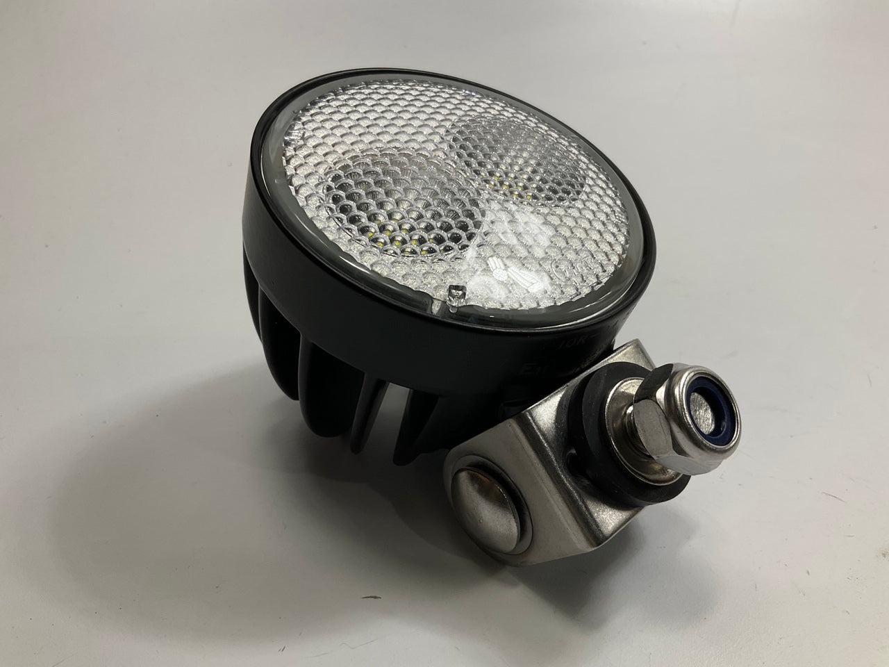 Grote Trilliant 64G11-5 Trilliant T26 LED Work Light 1800 Lumen Lamp