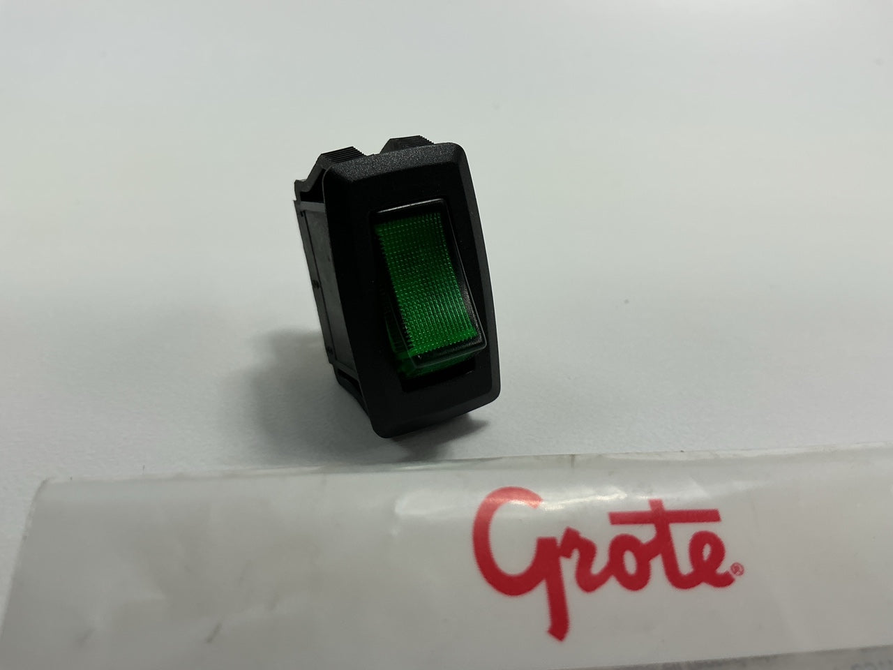 Grote 82-1903 Illuminated Rocker Switch, 20 Amp Green, 3 Terminal