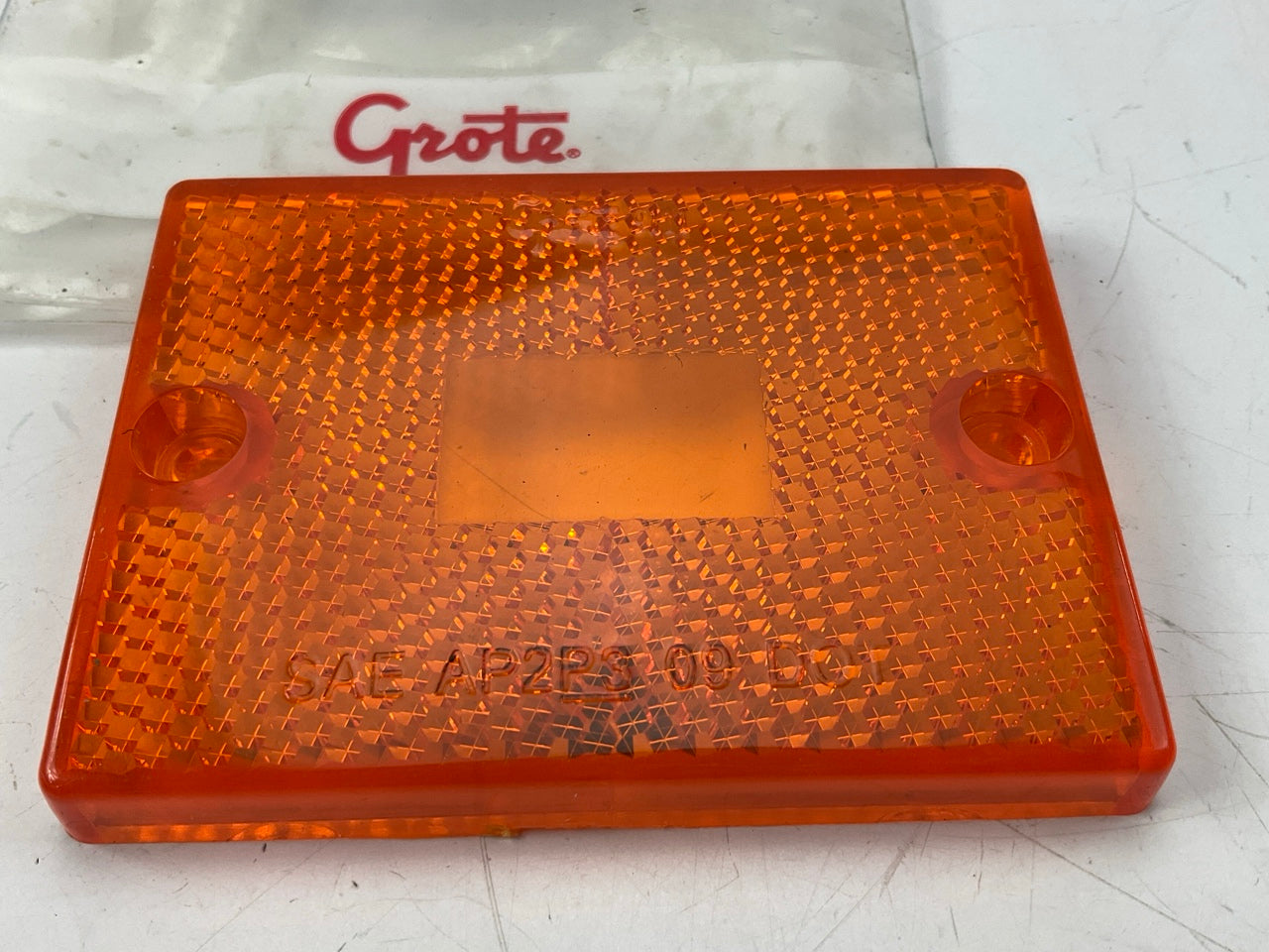 Grote 91113 YELLOW Rectangular Side Marker Lamp Replacement Lens