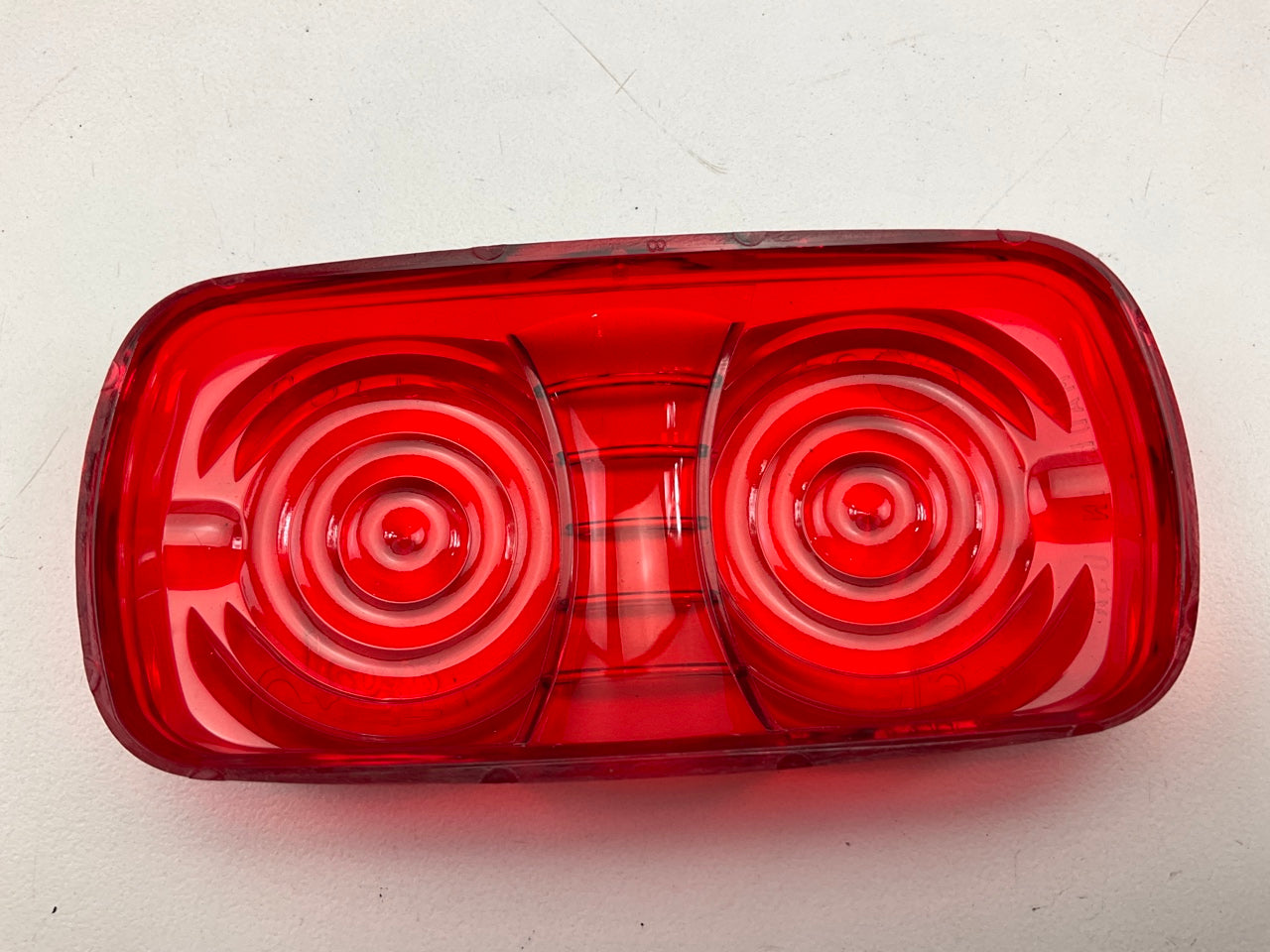 Grote 91962 Red Clearance Marker Replacement Lens ONLY (Two-Bulb Square Design)