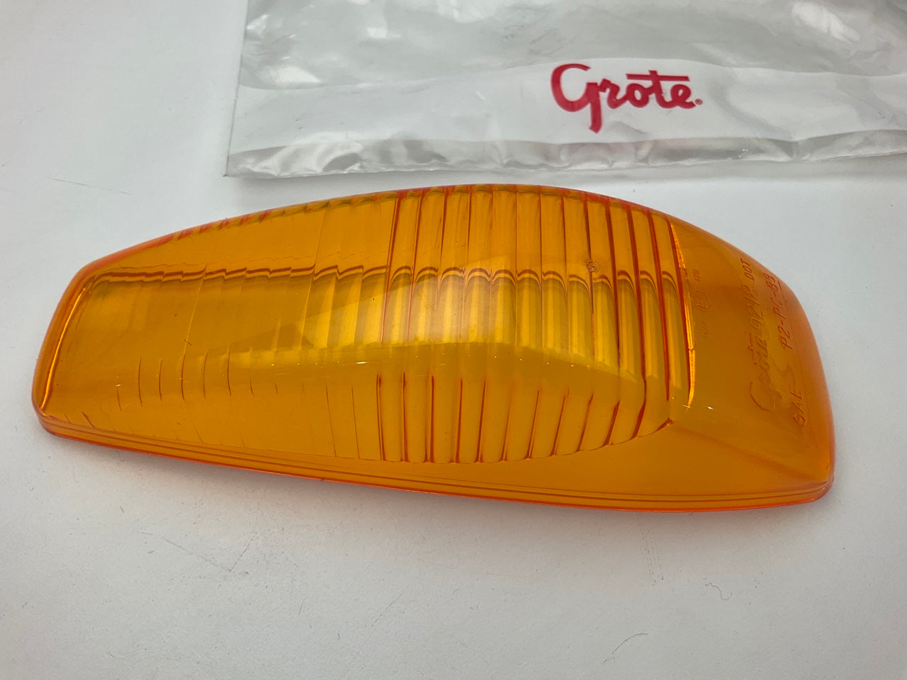 Grote 92183 Yellow Small Aerodynamic Cab Marker Light Replacement Lens