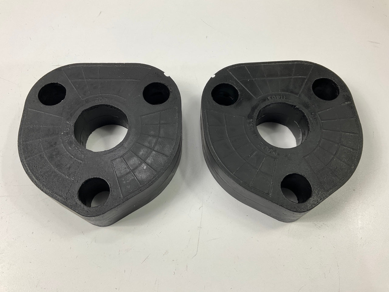 Ground Force 3817 2'' Front Leveling Suspension Lift Kit For 2009-18 Ram 1500 4WD