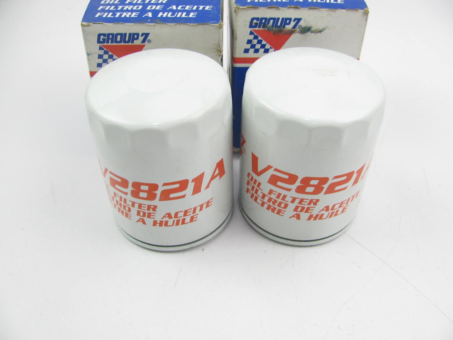 (2) Group 7 V2821A Engine Oil Filters 51394 L22821 PH2951 PF1233 85394