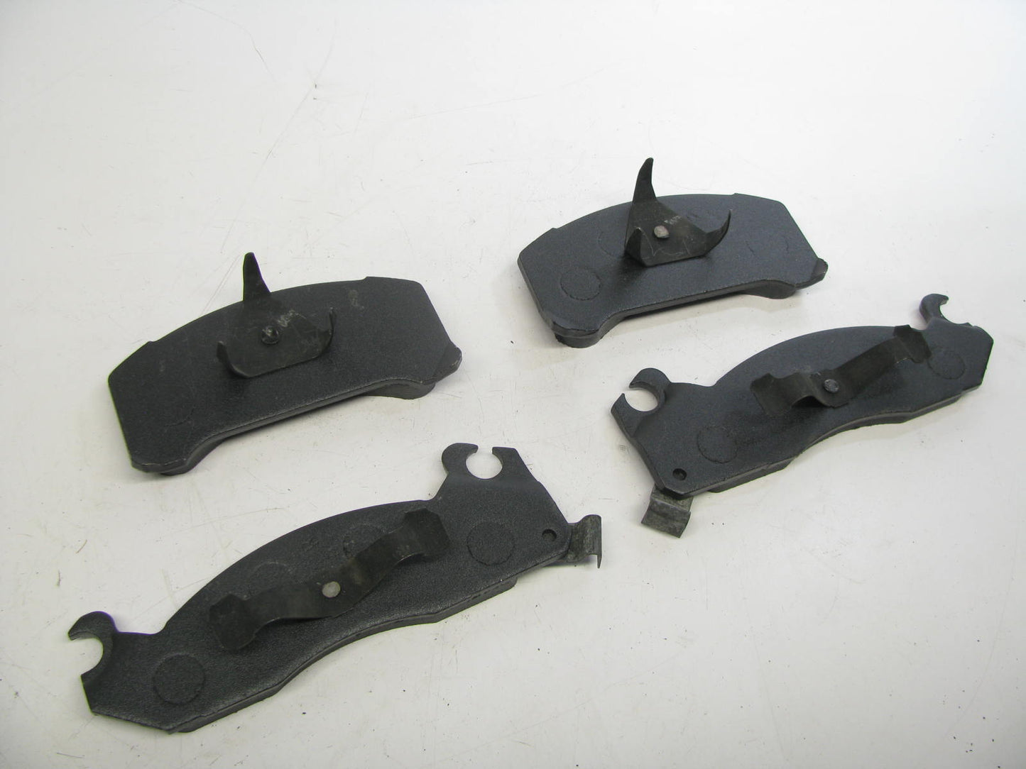 Guardian 61310 D310 Front Disc Brake Pads For 1983-1990 Mustang 1983-1986 Capri