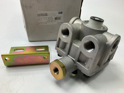 REMAN. Haldex 103010X R-14H Relay Air Spring Brake Valve