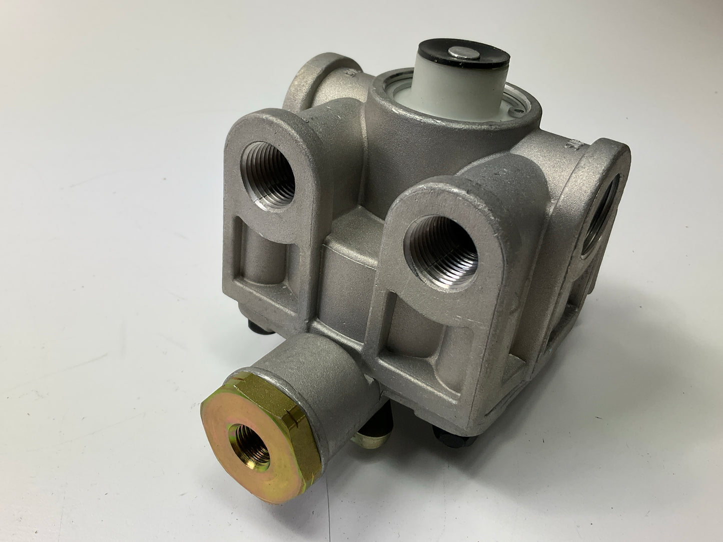 REMAN. Haldex 103010X R-14H Relay Air Spring Brake Valve