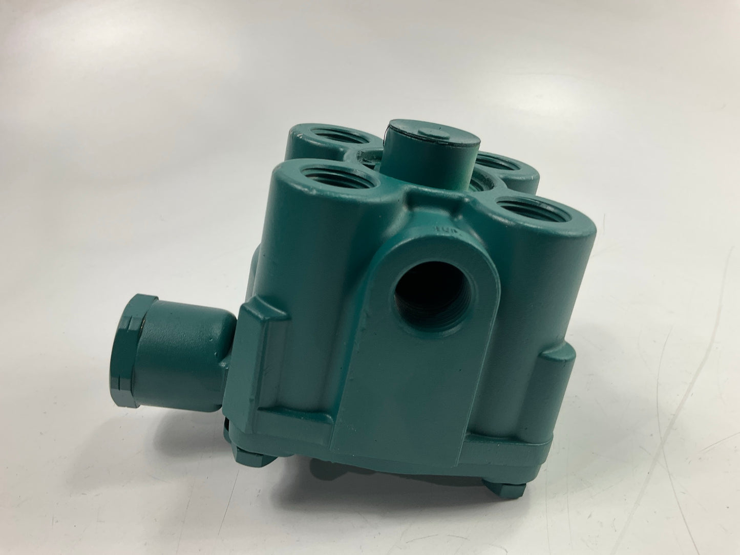 REMAN. Haldex 103028X R-14 Brake Relay Valve