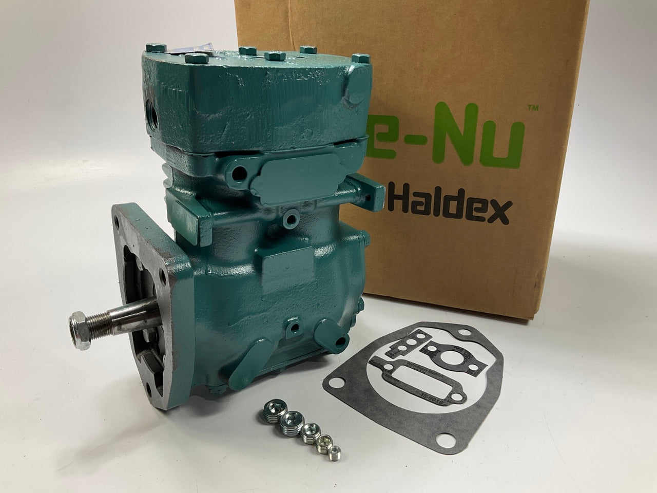 REMAN Haldex 103274X Air Brake Compressor TF501 For CAT 3406B, Water Air Cooled