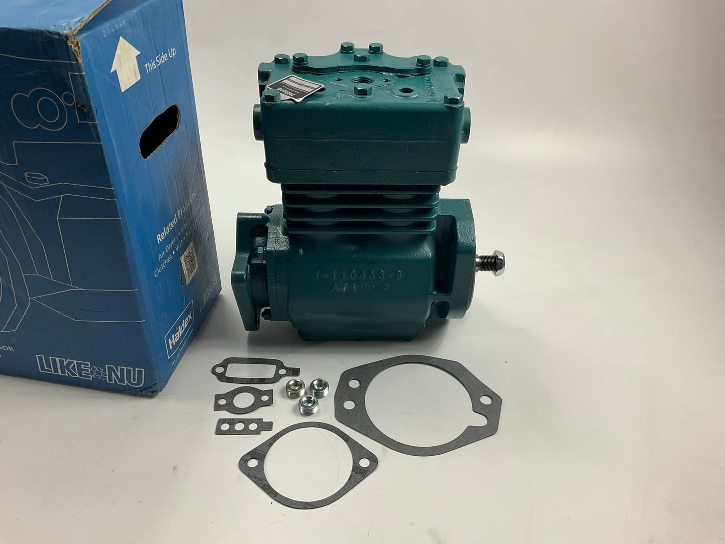 REMAN. Haldex 107981X Air Brake Compressor TF550 For CAT 3116, 31.5 Deg Tilt