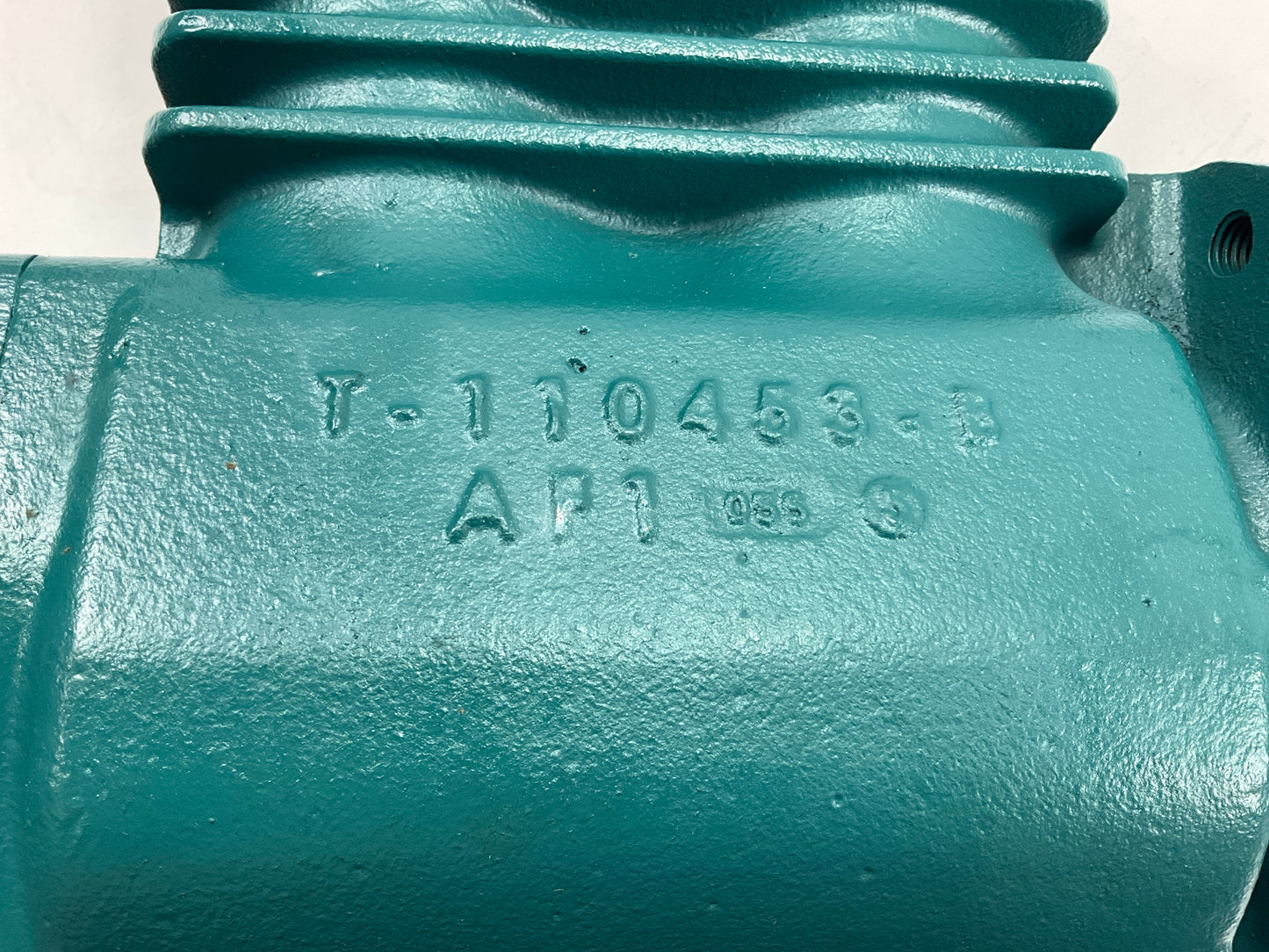 REMAN. Haldex 107981X Air Brake Compressor TF550 For CAT 3116, 31.5 Deg Tilt