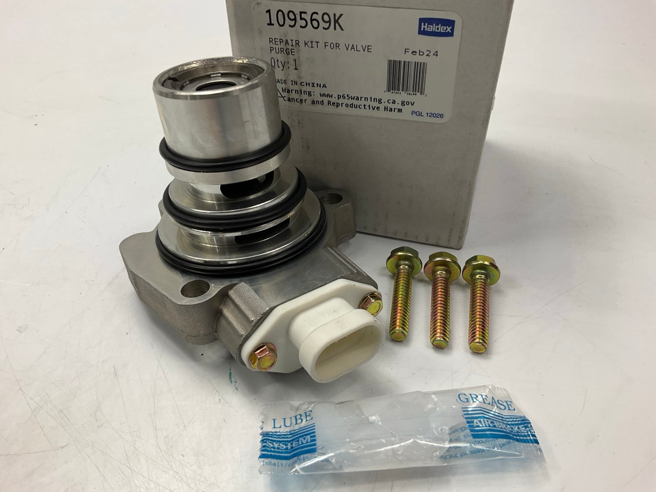 Haldex 109569K Purge Valve And Heater / Thermostat Repair Kit For AD-9 Air Dryer