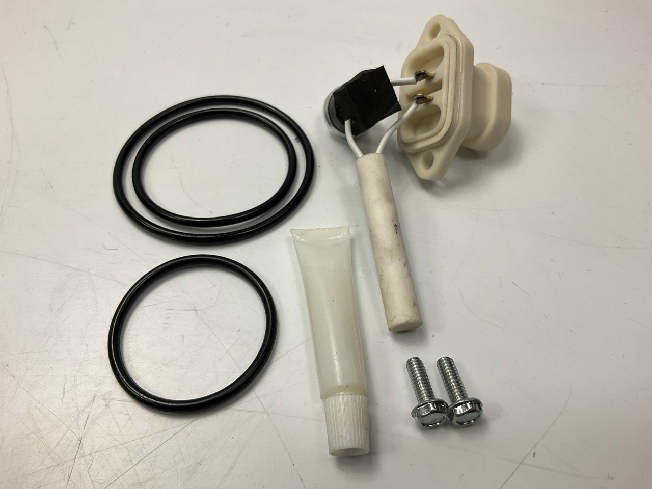 Haldex 109578K Heater And Thermostat Kit For AD-9 (12 V) Air Dryer