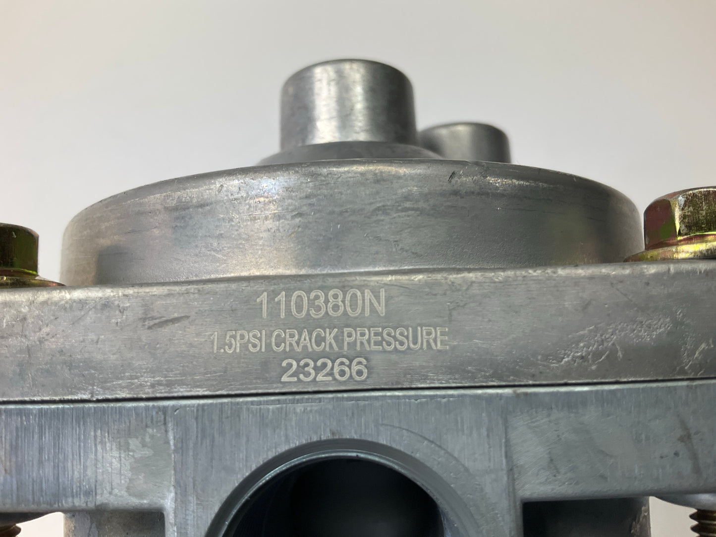 REMAN. Haldex 110380X Sealco Relay Valve, 3/4'' Reservoir, (4) 3/8'' Delivery