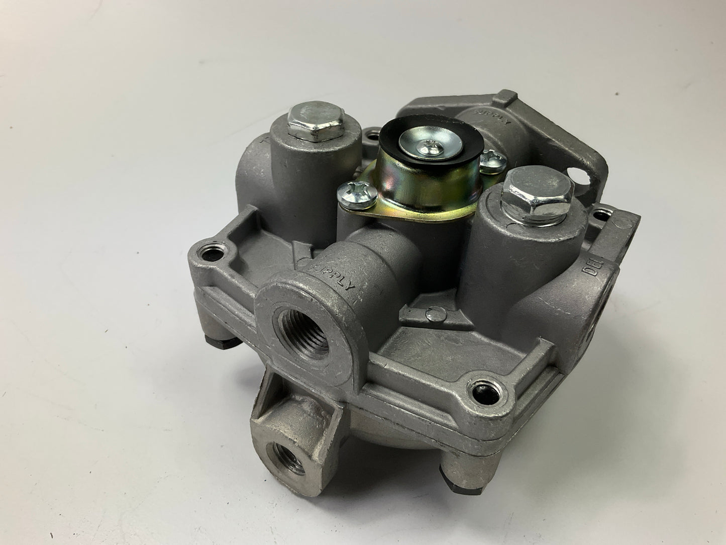 REMAN. Haldex 279180X Brake Relay Valve, Bendix R-6 Type
