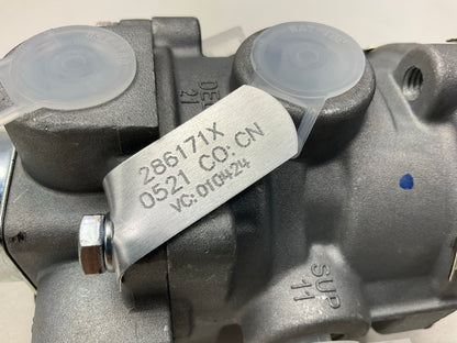Reman Haldex 286171X E-6 Dual Circuit Foot Brake Air Valve, 3/8''