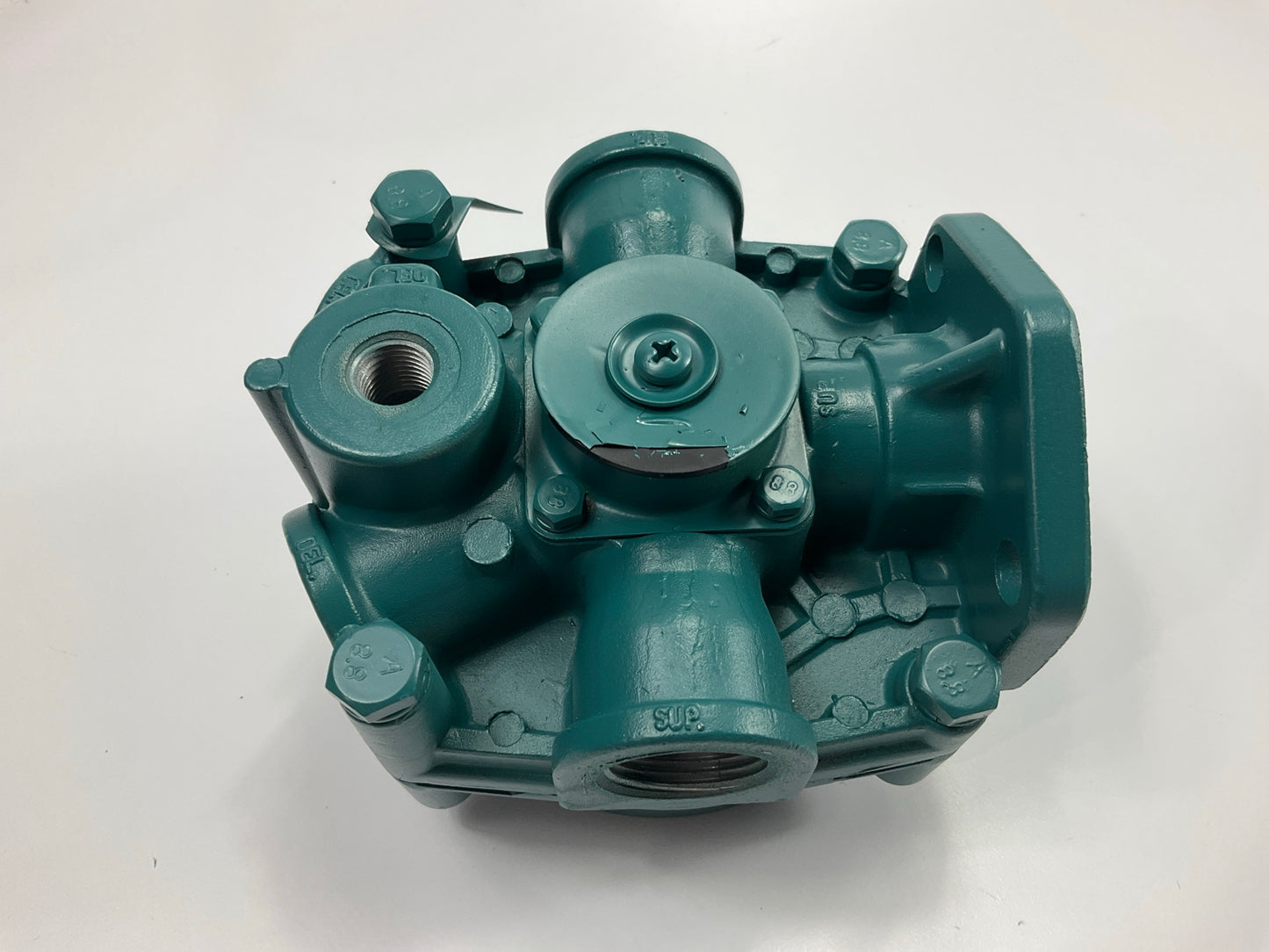 REMAN. Haldex 286370X R-8 Brake Relay Valve