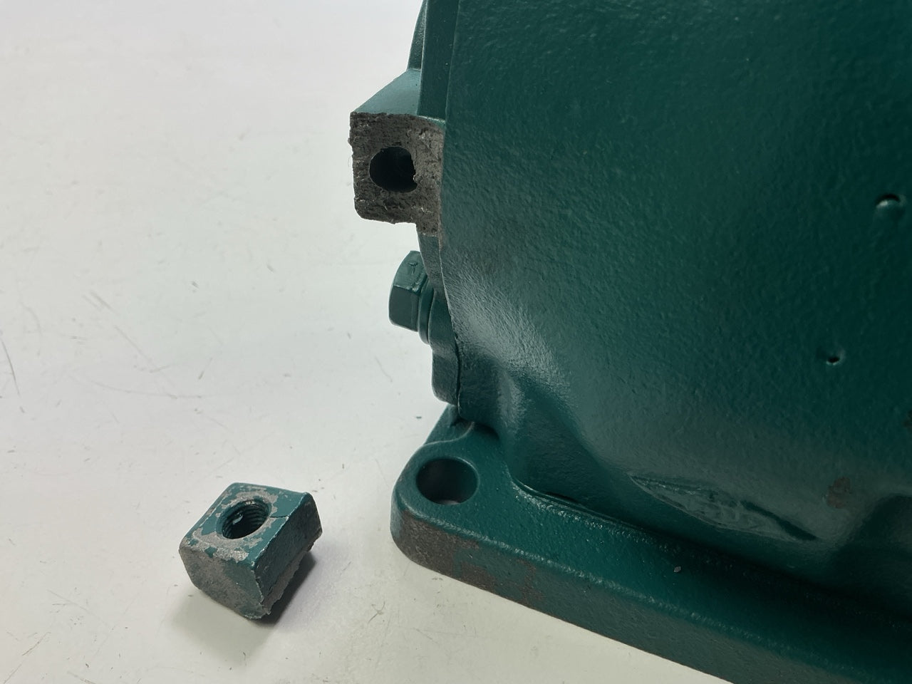 DAMAGED COVER - REMAN Haldex 286526X - Tu-Flo TF501 Air Brake Compressor TF 501