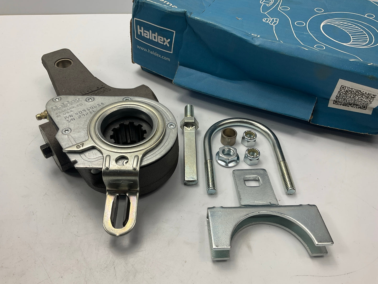 Haldex 40010001 Automatic Slack Adjuster, 1-1/4''-10 Spline, 5-1/2'' Arm