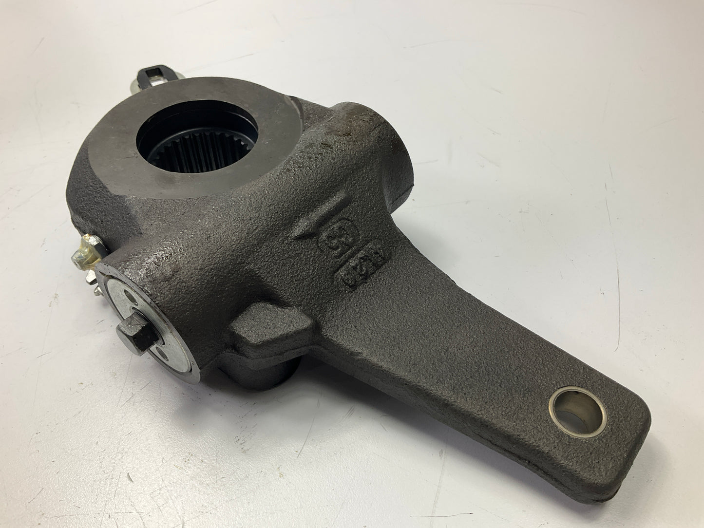 Haldex 40010212 Automatic Slack Adjuster, 1.5''x28 Spline, 6'' Arm Length