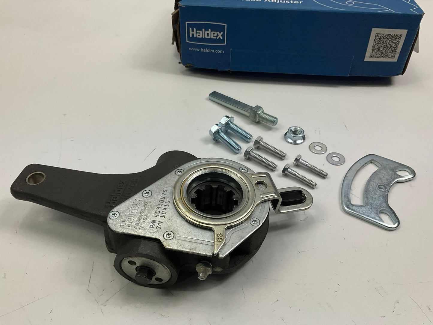 Haldex 40010216 ABA Slack Adjuster 1-1/2''-10 Spline, 6'' Arm