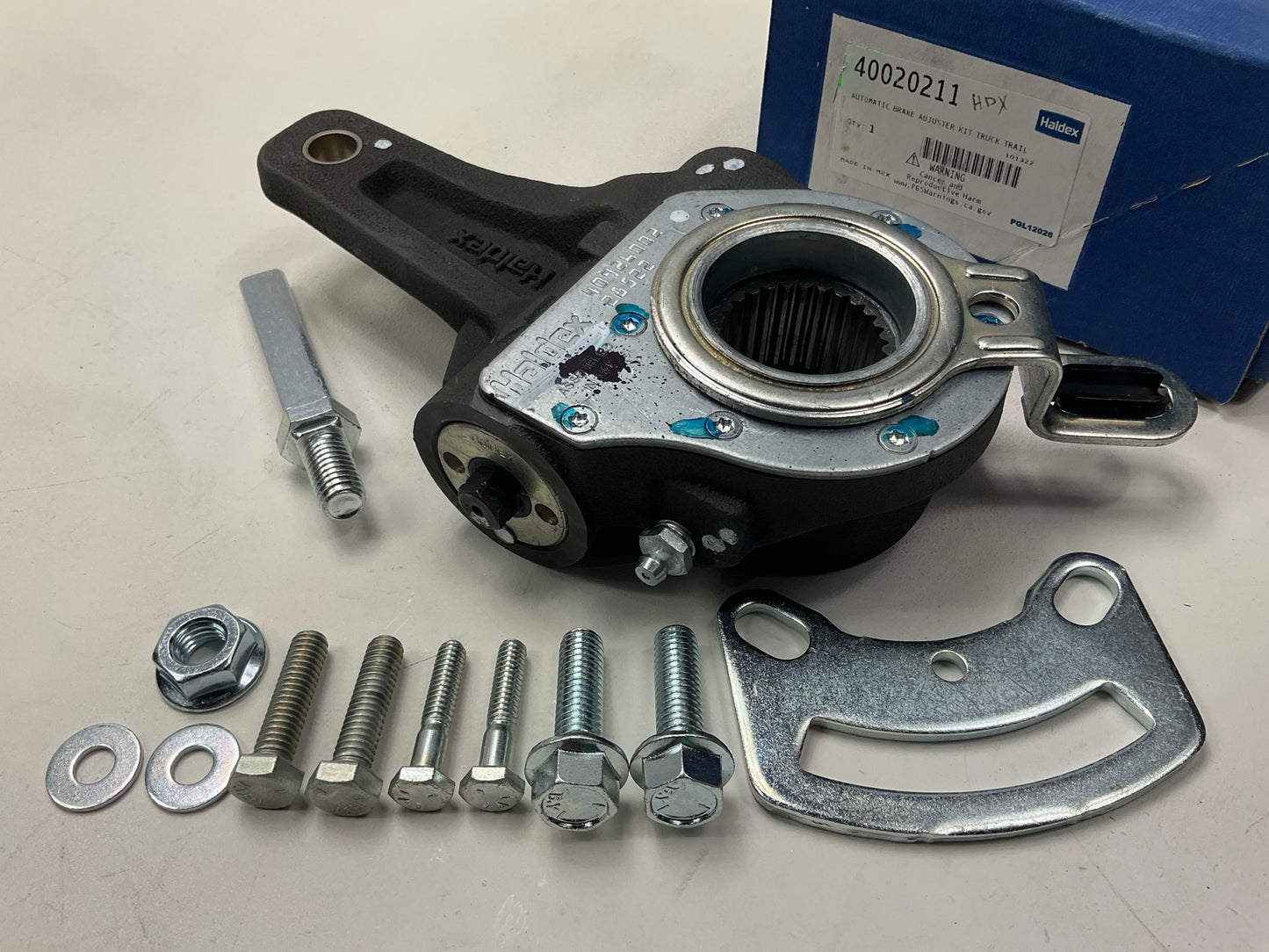 Haldex 40020211 Auto Brake Slack Adjuster 5-1/2'' Arm,  1-1/2'' Cam, 28 Spline