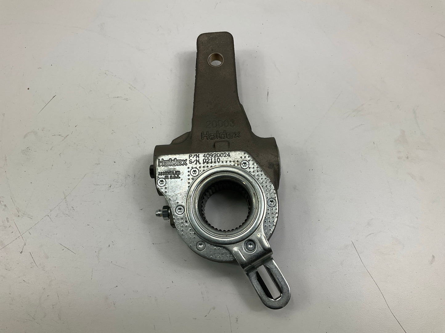 Haldex 40020213 Auto Brake Slack Adjuster, 1-5/8''-37 Spline, 5.5'' Arm Length