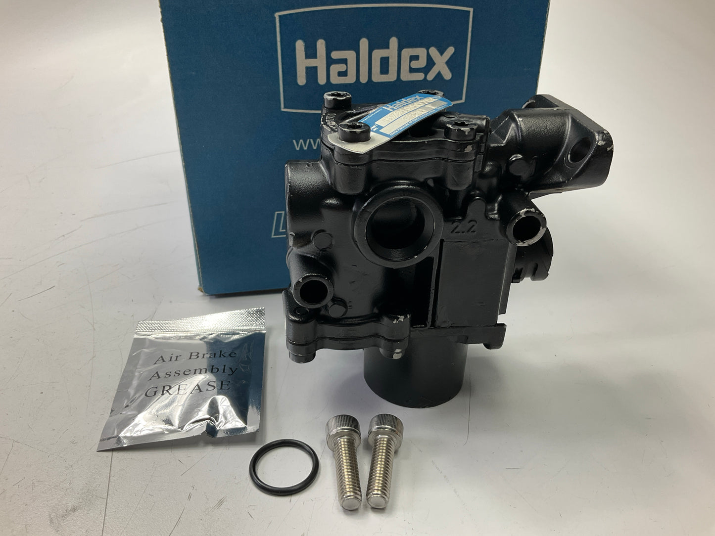 REMAN. Haldex 4721950760X Left Meritor WABCO Style ABS Modulator Valve, 12 Volt