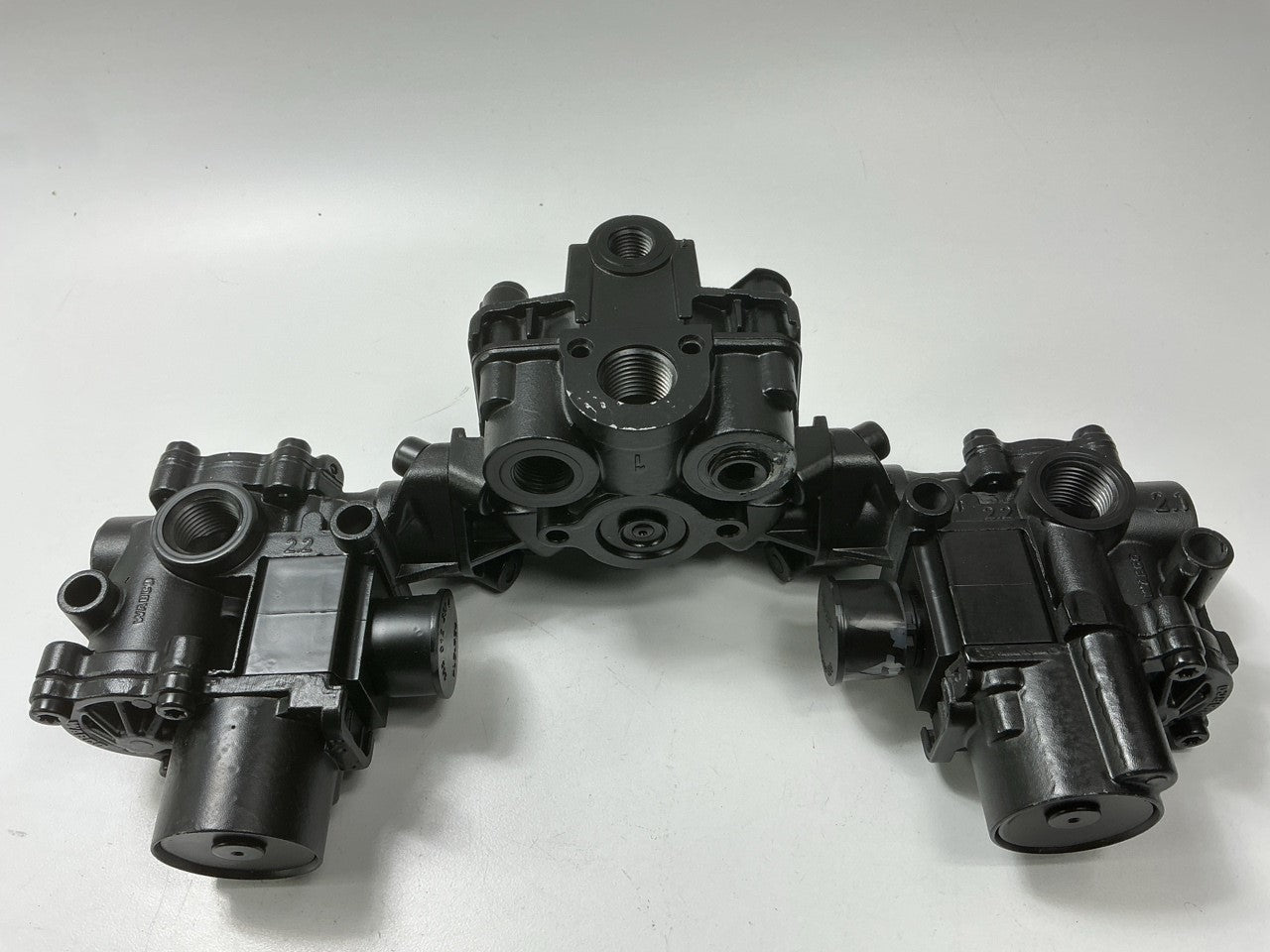 Reman Haldex 4725001230X Meritor WABCO Style ABS Rear Valve Pack 4725001230