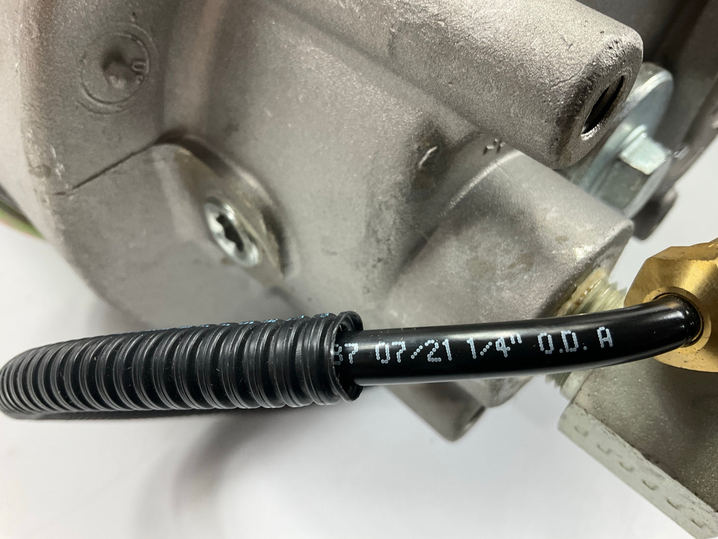 MISSING SENSOR - Bendix 5000709X AD-IP Air Dryer For Cummins HLST Engine 5000709