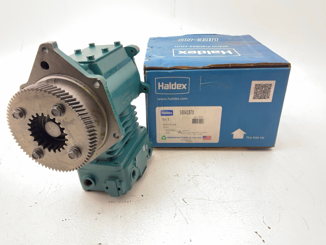 REMAN. Haldex 5004187X TF750 Air Brake Compressor - Detroit Diesel 60 Series 0°